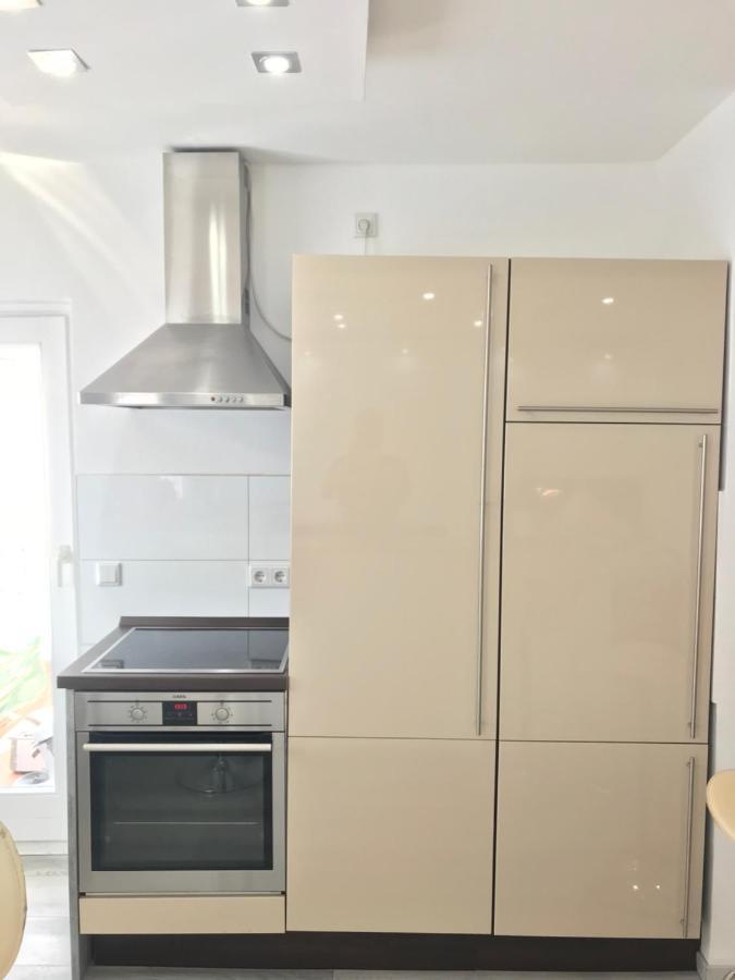 Aparts House - Balkon-Wifi-Kitchen Essen Exterior photo