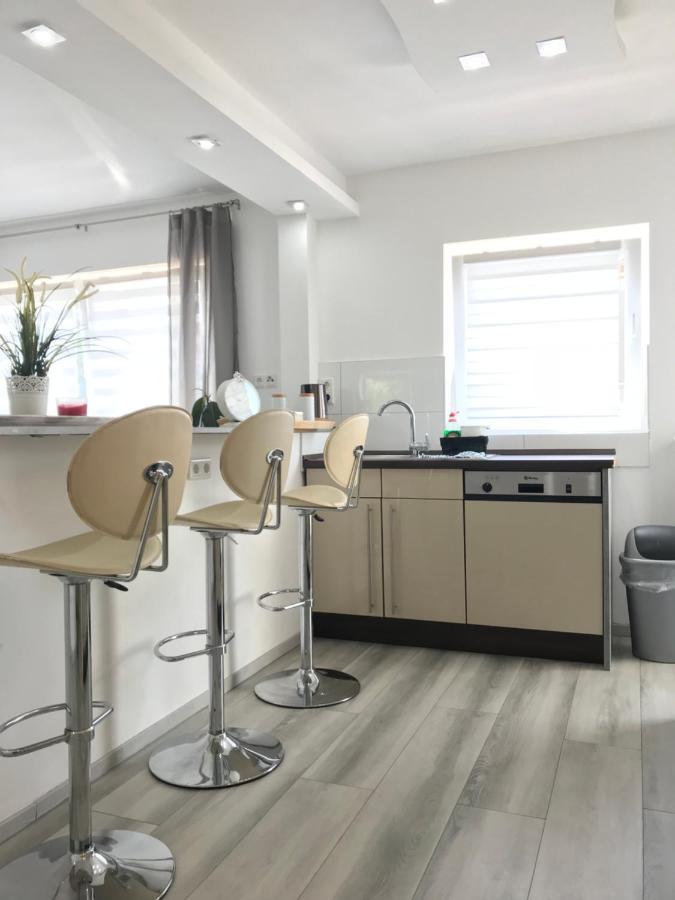 Aparts House - Balkon-Wifi-Kitchen Essen Exterior photo